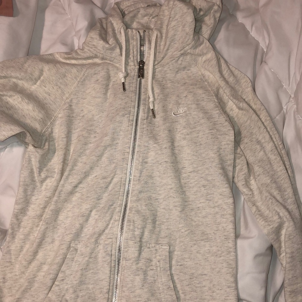 nike zip up hoodie